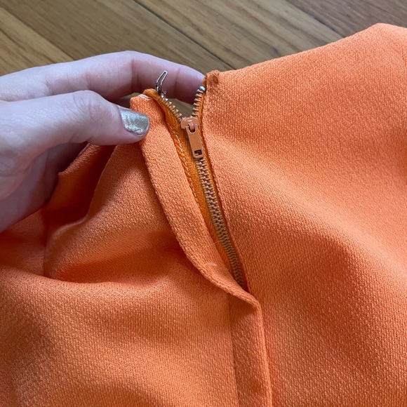 60s Vintage Bright Orange Mini Dress w Capped Sleeves - Picture 9 of 10